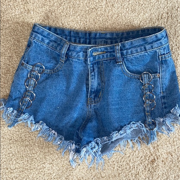 shein denim shorts! - Picture 2 of 8